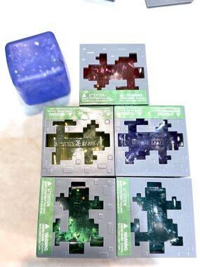 Minecraft Set of 5 Translucent Glitter Jelly Cubes New
